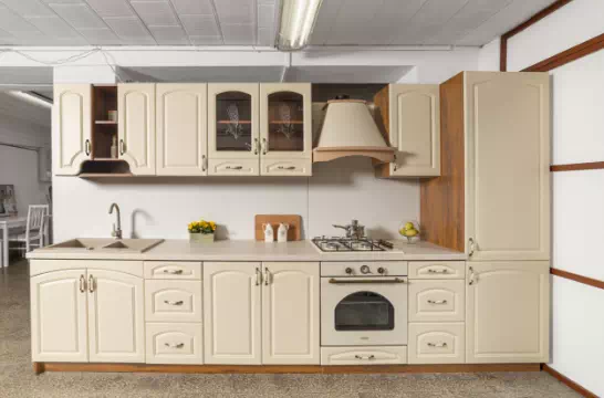 Bútorbarlang Zirc - Divian konyhabútor